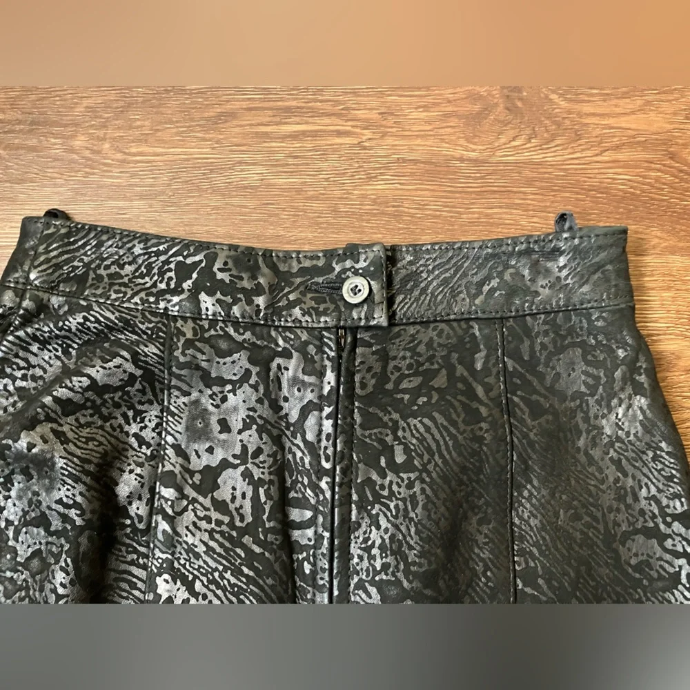 Vintage '80s Primadonna Black Embossed Leather Pencil Animal Print XS